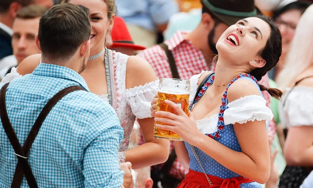 Almanya'da Eğlenceli Bira Festivalleri 